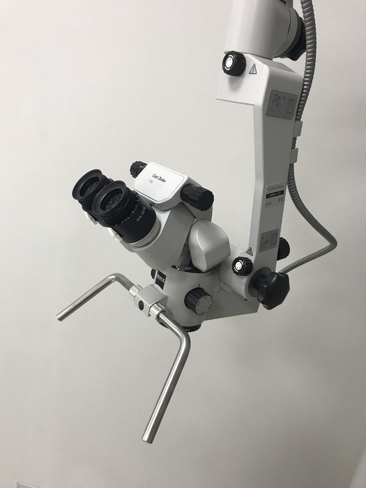 Мікроскоп дентальний Carl Zeiss Zooble.com.ua
