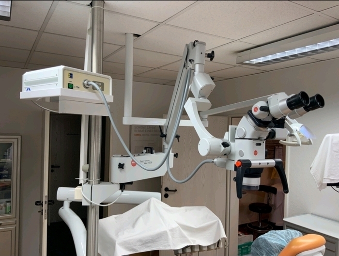 Микроскоп стоматологічний. Karl Kaps Germany. Xenon. Zooble.com.ua