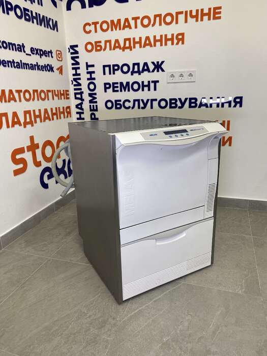 Мийно-термо-дезінфікуюча машина Melag MELAtherm 10 Активна сушка і малий час обробки Zooble.com.ua