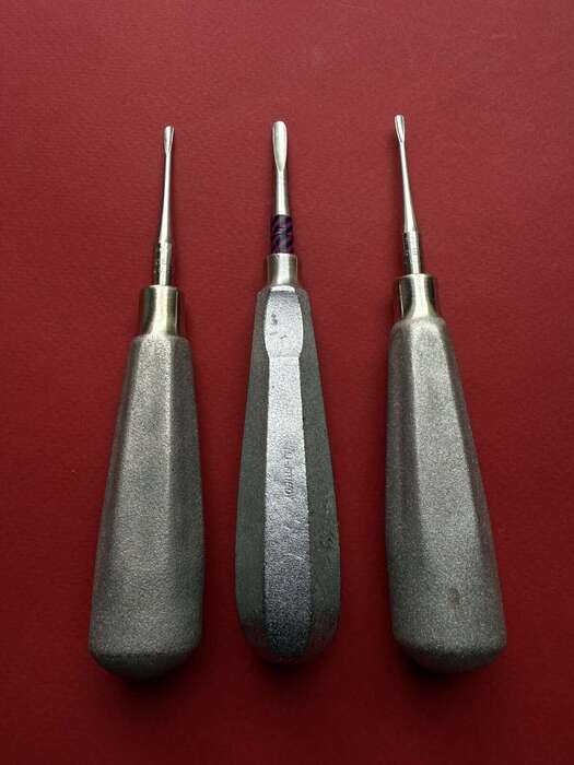 Набір елеваторів Hu-Friedy гарний стан три штуки в комплекті(США) Zooble.com.ua