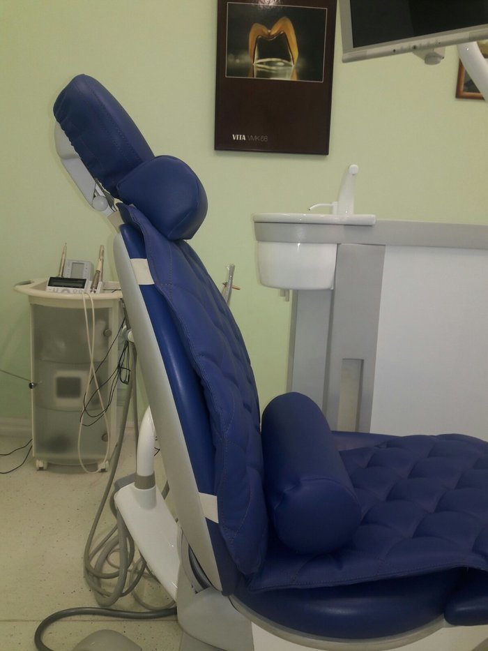 Накидка (матрас стеганый) на стоматологическое кресло с съемными валиками (шейный, поясничный), подбор цвета Zooble.com.ua