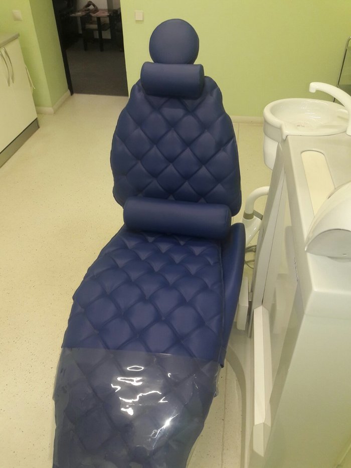 Накидка (матрас стеганый) на стоматологическое кресло с съемными валиками (шейный, поясничный), подбор цвета Zooble.com.ua