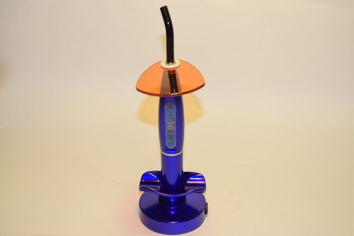 Новая фотополимерная лампа ML-20 Zooble.com.ua