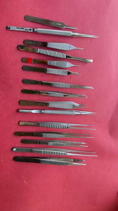 Ножиці та пінцети зі штатів в гарному стані! Ціни уточнюйте! Zooble.com.ua