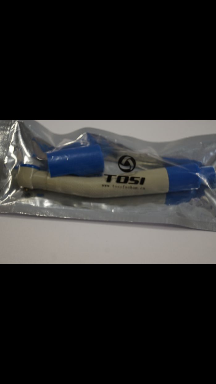 Одноразовый турбинный наконечник TOSI. В стерильном пакете + ключ. Одинарный спрей. Тип соединения: быстросъемное Zooble.com.ua