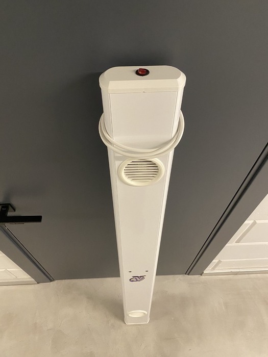 Опромінювач-рециркулятор бактерицидний, ультрафіолетовий закритого типу Zooble.com.ua