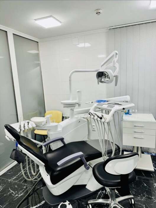 Оренда міні-клініки (1 крісло) на Чоколівському бульварі 31. Від власника. Без торгу. Zooble.com.ua