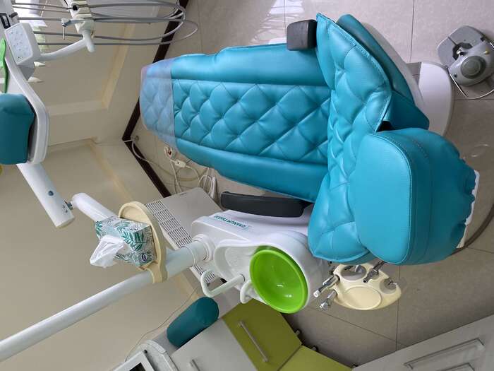 Ортопедичний матрац для стоматологічного крісла.Стильний та зручний у використанні.Стан ідеальний. Zooble.com.ua