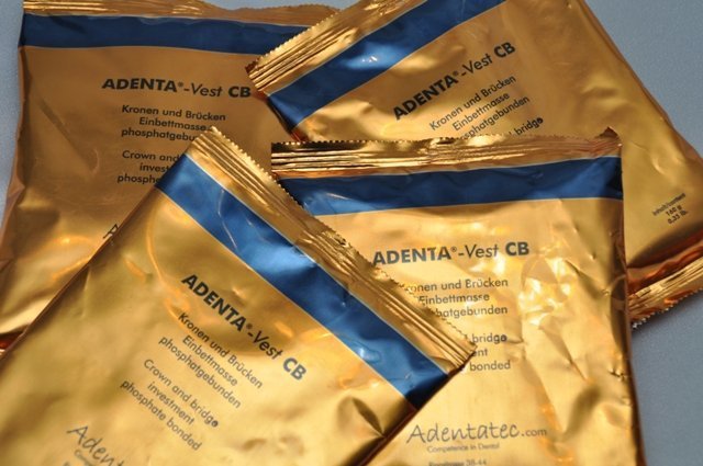 Паковочна маса Adenta Vest CB; PA (Adentatec, Германия) Zooble.com.ua