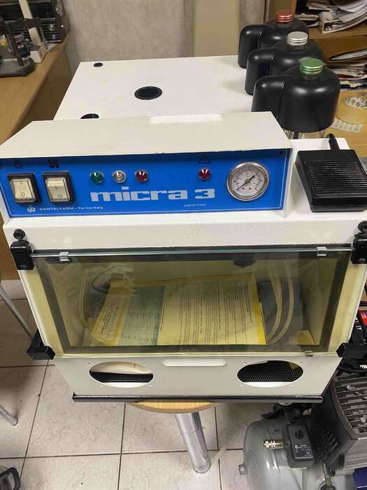 Пескоструйный аппарат MICRA-3, цена 500€. По всем вопросам пишите. Zooble.com.ua