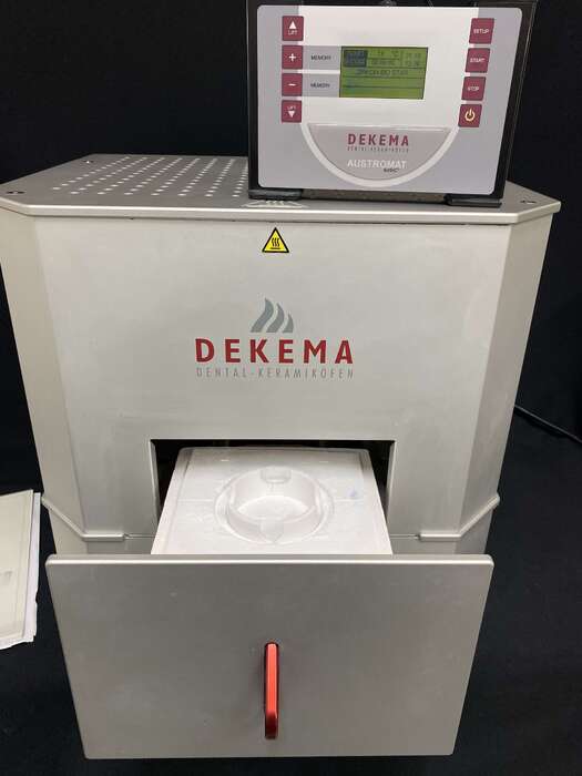 Піч для синтеризації DEKEMA Austromat baSIC Стан - чудовий Ціна - 4500€ 0506967785 Ольга 0997571185 Олексій Zooble.com.ua