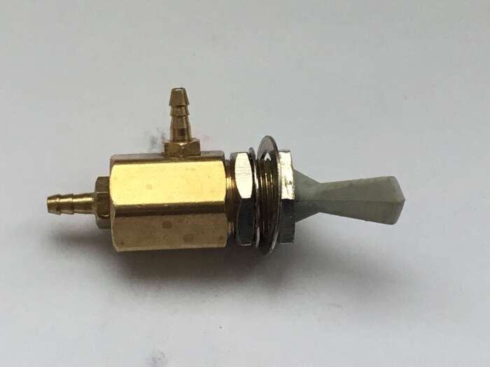 Пневмовыключатель трехканальный (со сбросом давления воздуха на выходе), новый, Китай Zooble.com.ua