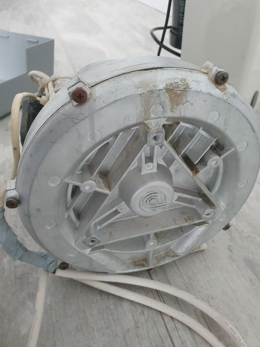 Помпа аспирационная стоматологическая Cattani UNI-JET с сепаратором Zooble.com.ua