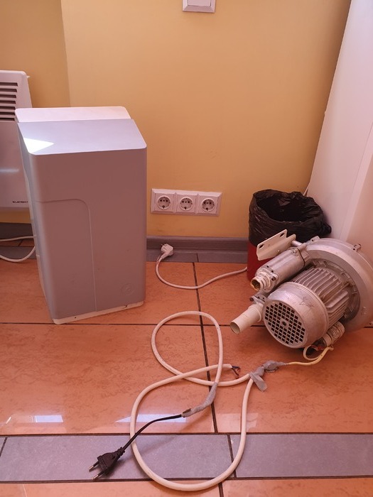 Помпа аспирационная стоматологическая Cattani UNI-JET с сепаратором Zooble.com.ua