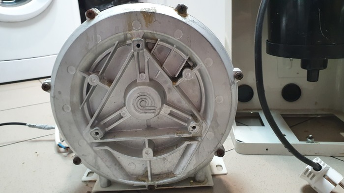 Помпа аспирационная стоматологическая Cattani UNI-JET с сепаратором Zooble.com.ua