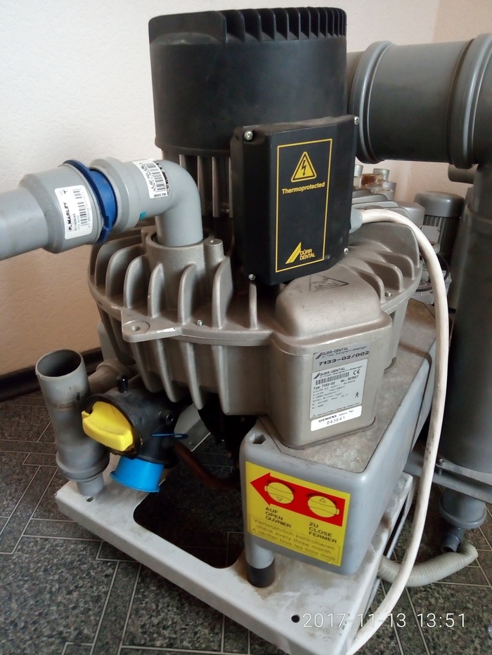 Помпа аспирационная стоматологическая DURR DENTAL D-74321 мокрая на 1-2 установки Zooble.com.ua