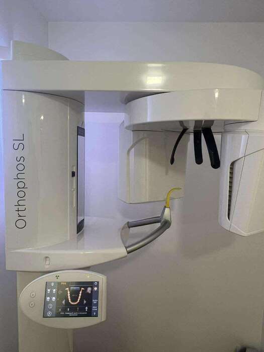 Продаємо свій панорамний рентген апарат Sirona Ortophos SL 3200 пострілів! Zooble.com.ua