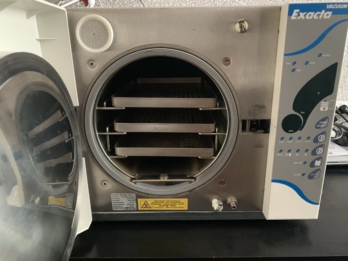 Продается б/у автоклав с вакуумной сушкой Exacta в отличном состоянии Zooble.com.ua