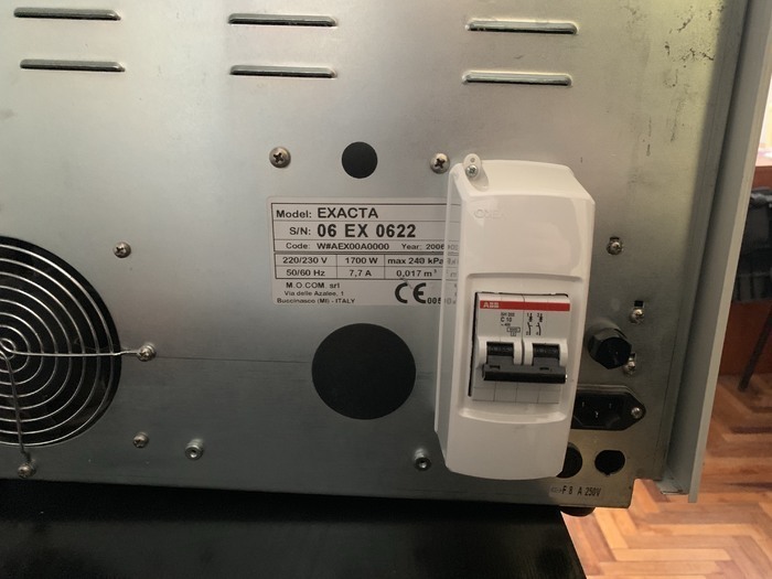 Продается б/у автоклав с вакуумной сушкой Exacta в отличном состоянии Zooble.com.ua