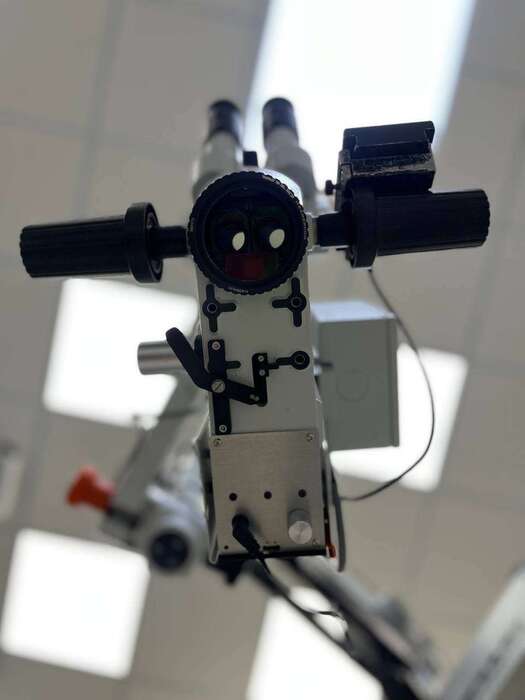 Продається мікроскоп WILD швейцарський, куплявся під курси на ендо , але поки відклали, можна подивитися в Дніпрі ! Zooble.com.ua