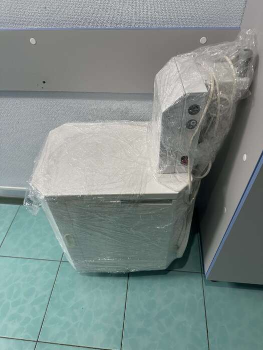 Продається установка Siger , аспіраційна система Eком Aspina, компресор , стул асистента. Ціни уточнюйте! Zooble.com.ua