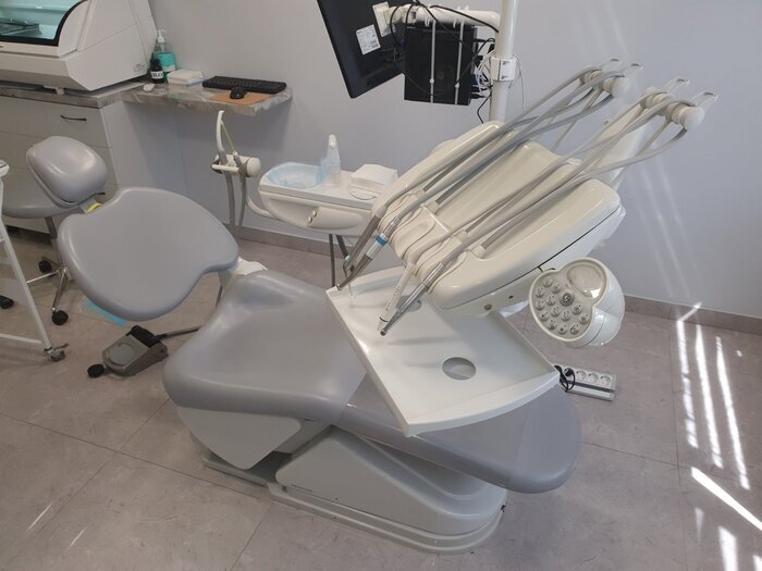 Продается установка стоматологическая CASTELLINI Puma Zooble.com.ua