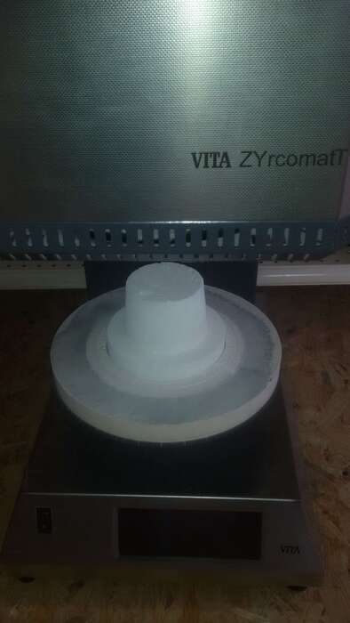 Продается зуботехническая печка для синтеризации VITA ZYRCOMAT T. Zooble.com.ua