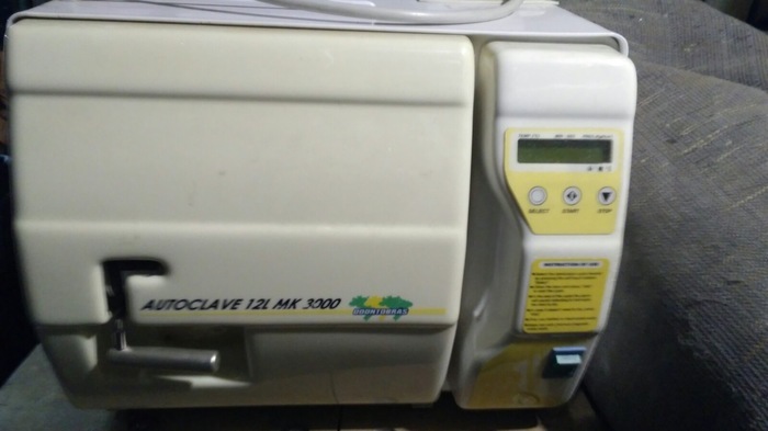 Продам автоклав 2006 odontobras mk3000 Бразилия в хорошем состоянии с документами Zooble.com.ua