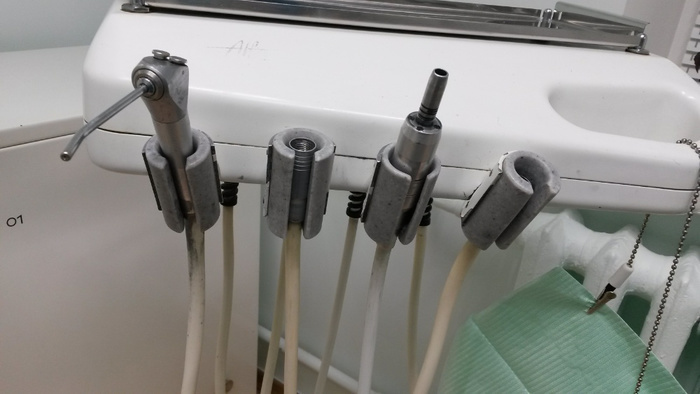 Продам Чешскую стоматологическую установку в хорошем состоянии. Zooble.com.ua