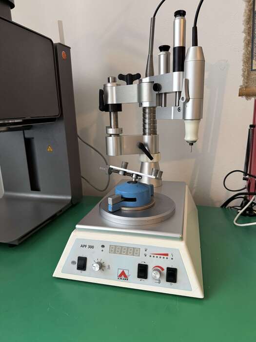 Продам фрезерний станок APF 300. Annan Girbach,хороший стан ,з Німеччини. Zooble.com.ua