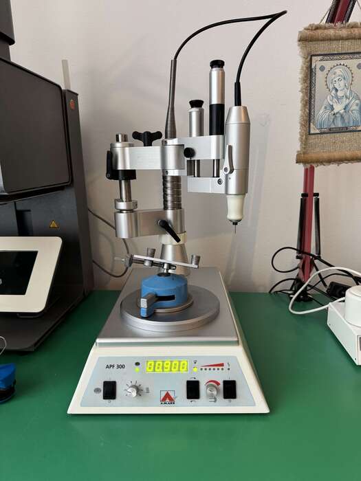 Продам фрезерний станок APF 300. Annan Girbach,хороший стан ,з Німеччини. Zooble.com.ua