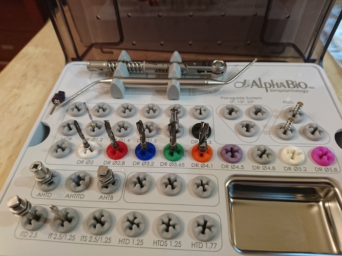 Продам хирургический стоматологический набор для имплантации Zooble.com.ua