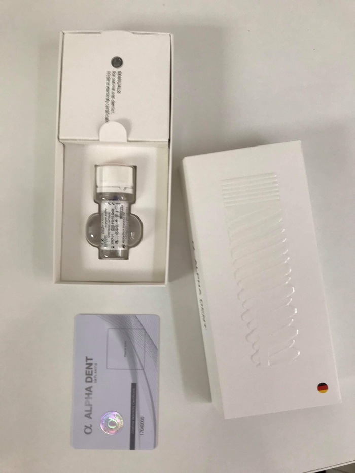 Продам імпланти Alphadent Zooble.com.ua