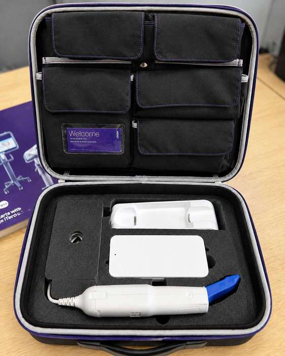 Продам iTero Element Flex Scanner Оригінальний інтраоральний сканер у стані нового. Zooble.com.ua