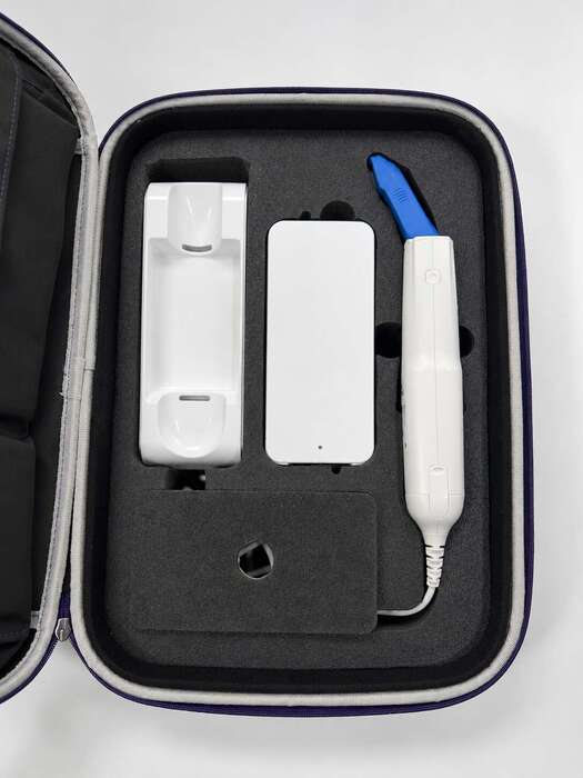 Продам iTero Element Flex Scanner Оригінальний інтраоральний сканер у стані нового. Zooble.com.ua