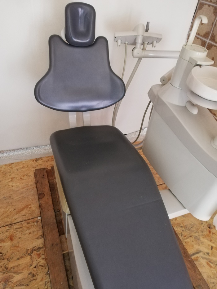 KavoGLOBUS 1078 стоматологічна установка; стоматологическая установка Zooble.com.ua