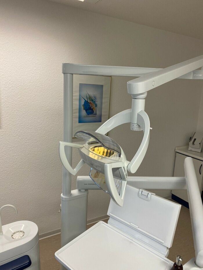 Продам KAVO SYSTEMATICA 1062 Верхня подача інструментів Пустер з підсвіткою та підігрівом... Zooble.com.ua