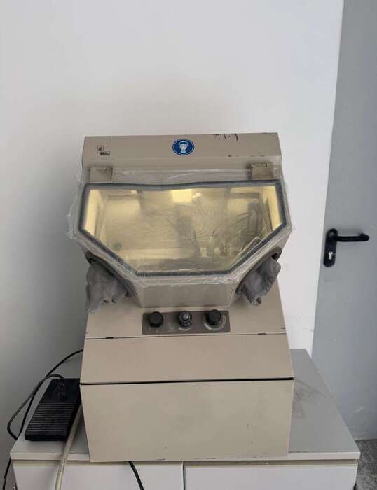 Продам комбіновану піскарку KaVo (пушка для розпакування +сопла для обробки ). Zooble.com.ua