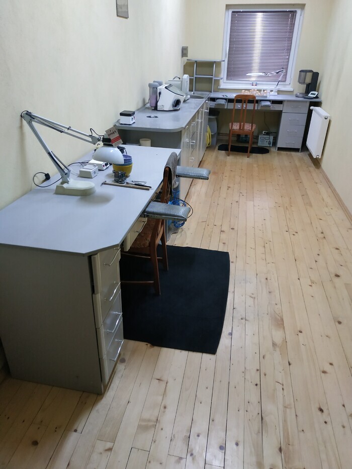 Продам комплект обладнання для зуботехнічної лабораторії! Zooble.com.ua