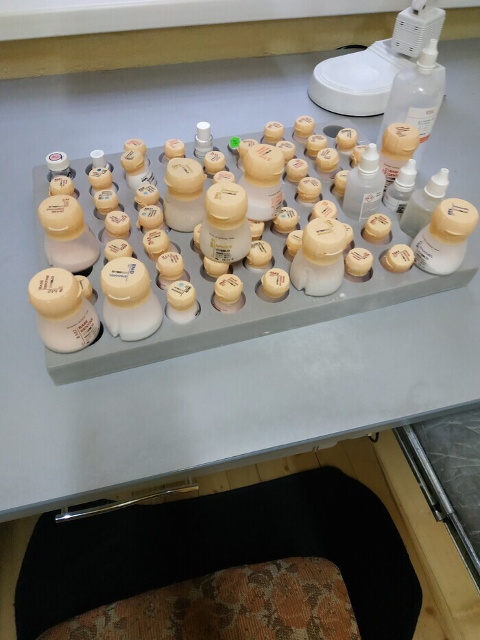 Продам комплект обладнання для зуботехнічної лабораторії! Zooble.com.ua