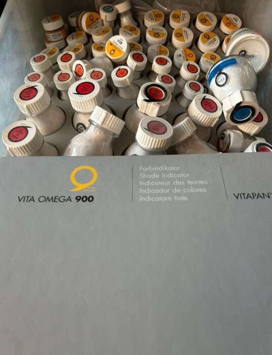 Продам комплектом маси Vita OMEGA 900. Розпечатані та запаковані. Zooble.com.ua