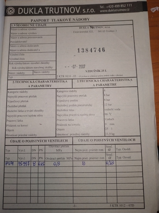 Продам компресор ekom dk 50 plus з документами. Використовувався не під лікарську установку. Zooble.com.ua