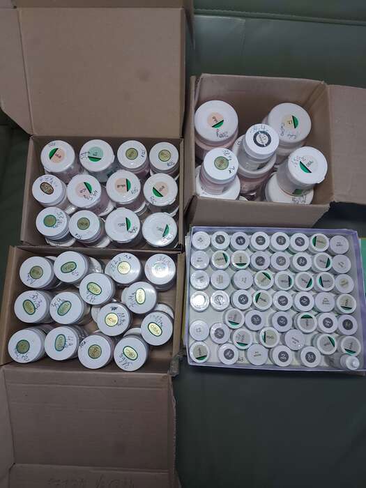 Продам масу та апакери Noritake (закриті та відкриті банки). Zooble.com.ua