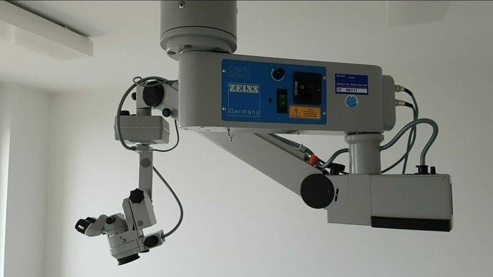 Продам микроскоп Carl Zeiss Germany ................. Zooble.com.ua