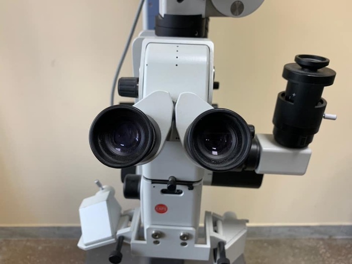 Продам Мікроскоп в хорошому стані KARL KAPS GERMANY Zooble.com.ua