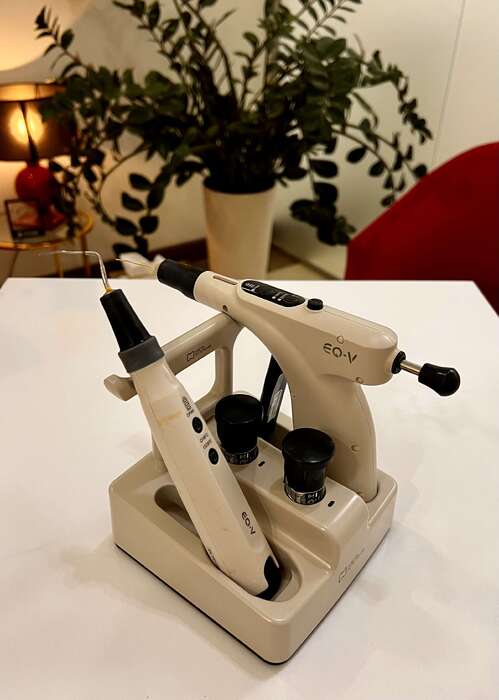 Продам обтураційну систему EQ-V. В ідеальному стані. Пройшла декілька кореневих каналів. Zooble.com.ua