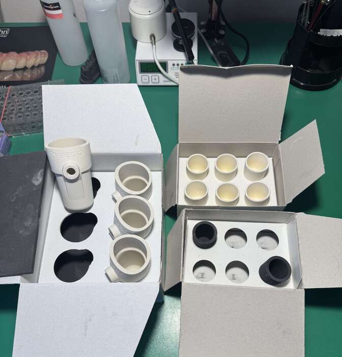 Продам оригінальні тиглі Bego.(Продаж комплектом або по-штучно) Zooble.com.ua