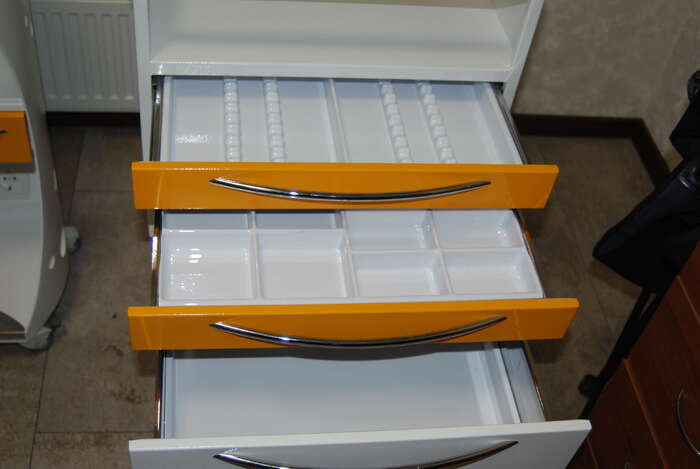 Продам Панок-соло 500 с полкой. Не использовался.Интегрированные органайзеры Zooble.com.ua