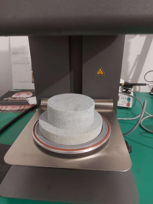 Продам піч Vita Vacumat 6000MP, для пресування та спікання. Стан відмінний , напечено 1836 годин. Zooble.com.ua