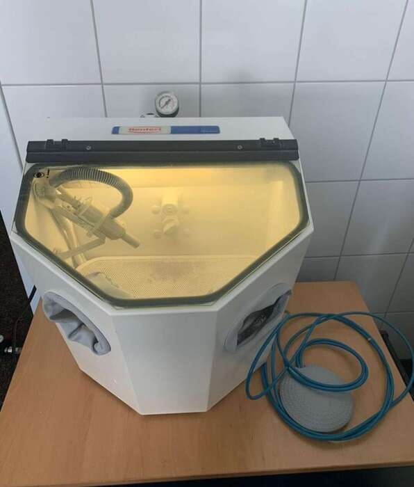 Продам піскарку Renfert для розпакування ,досить добротний стан , виробгик-Німеччина. Zooble.com.ua